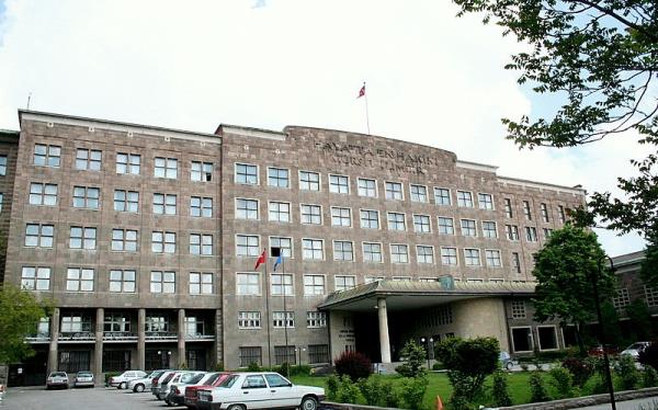 32     -  ANKARA UNIVERSITESI  -     38,40