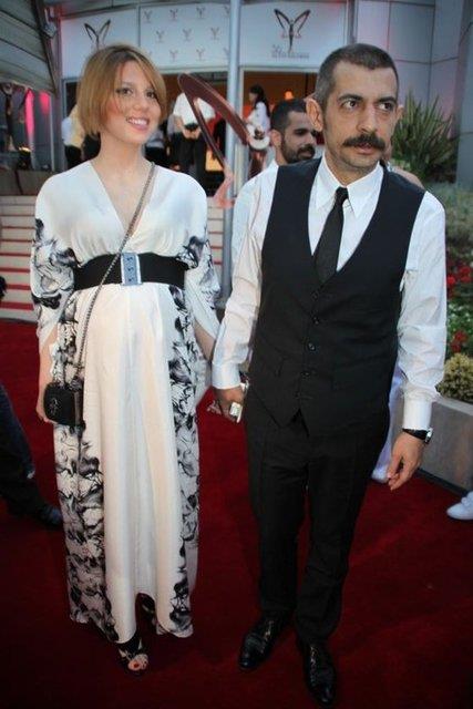 Okan Baylgen-irin Ediger iftinin 6 yandaki kzlar stanbul ilk kez muhabirlerin karsna kt.