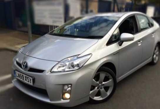 Toyota Yaris 1.5 Hybrid CVT 75 HP Dizel Ortalama yakt tketimi 100 kilometrede 3.9 litre