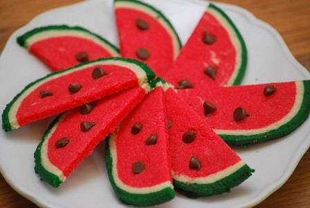 Karpuz yksek oranda potasyum ierdii iin fazla potasyumun vcuttan atlmasnda bbreklere ar yk binebilir. zellikle mevcut bbrek rahatszl bulunanlar karpuzu kontroll olarak tketmelidir.