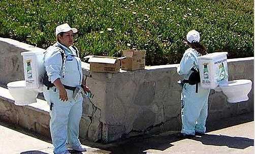 Seyyar Tuvalet Grevlisi