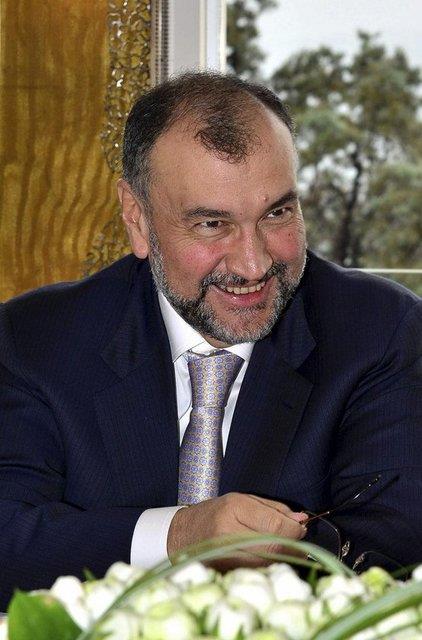 1) Murat lker / Yldz Holding 2014 Serveti: 3.8 milyar dolar 2013 Serveti: 3.1 milyar dolar