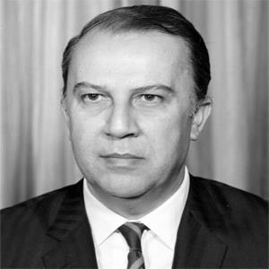 Bu koalisyonda Naim Talu babakanlk grevini stlenirken, iki Babakan Yardmcl ve iki Devlet Bakanl AP ve CGP arasnda paylatrld. crac bakanlklarn bazlarna TBMM dndan isimler atanrken, bazlarna Cumhuriyet Senatosu yeleri getirildi.
