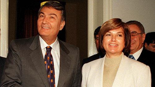 <p><b>3. iller Hkmeti <br/></p>  <p>  DYP &#8211; CHP Hkmeti<br/></p>  <p>  (30.10.1995 &#8211; 06.03.1996)<br/></p>  <p></b>      </p>        <p>Koalisyonun mr sadece 4 ay oldu.</p>  <p>  </p>  <p>  Yazl bir protokol metni oluturulmad. Bir dosya kadn ancak kaplayan 13 konuda koalisyonun kurulmas aamasnda mutabakat saland. </p>