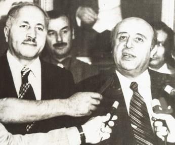 <p><b>5. Demirel Hkmeti <br/></p>  <p>  AP - MSP &#8211; MHP Koalisyonu<br/></p>  <p>  (21.07.1977 &#8211; 05.01.1978)<br/></p>  <p></b>      </p>        <p>5 Haziran 1977 seimlerinde CHP 213 milletvekili ile salt ounluk olan 226 milletvekilliini kl pay kard. CHP lideri Ecevit koalisyon orta bulamaynca aznlk hkmeti kurmay denedi ancak Milliyeti Cephe'yi oluturan AP, MHP ve MSP gvenoyu vermeyeceini akladlar. Grlerini Cumhurbakan'na da yazl olarak bildirdiler. Son olarak Meclis&#8217;te verdikleri gvensizlik oyuyla da bu karar tescil ettiler.</p>