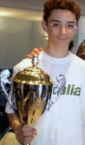 Caruana, u anda talya'da ve Amerika'da gelmi gemi en gen satran stad.