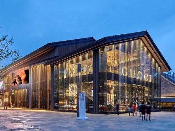 in'in Chengdu blgesinde yer alan Sino Ocean Taikoo Li Chengdu isimli binay The Oval Partnership ina etmi.