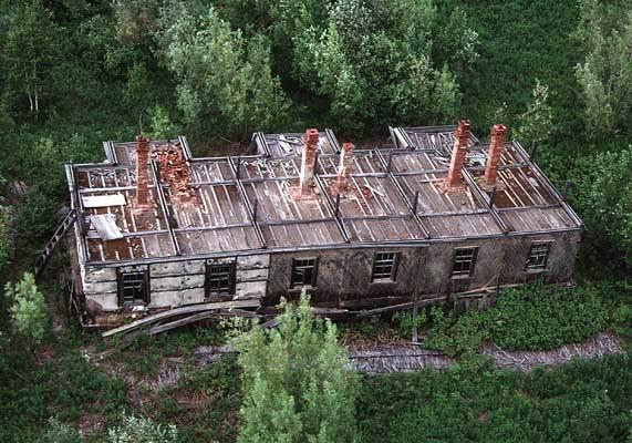 1920'lerde kurulmaya balayan Gulag ad verilen kamplarda 1954'e kadar toplam 2,4 milyon kii ld.