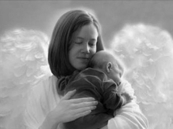 Senin annen bir melekti yavrum...