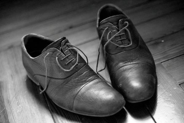 49.Ayakkablarnz evin iine girmeden kapda karn.