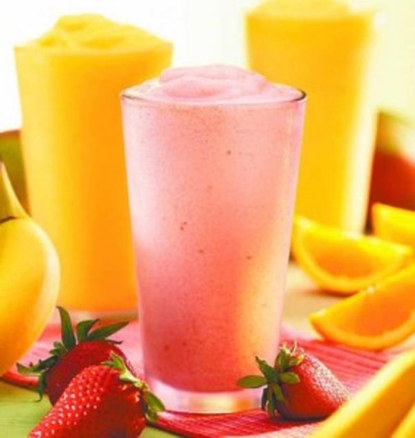 54.Daha hzl smoothie yapmak iin blender&#8217;nza nce svy sonra yumuak yiyecekleri, sonra yaprakl yeilleri ve en sonunda da en sert olanlar ekleyin.