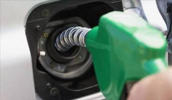 48.Arabanzn deposunu hava karanlkken doldurun. Gndzleri deponuzu doldururken benzin buharlaarak cierlerinize dolar.