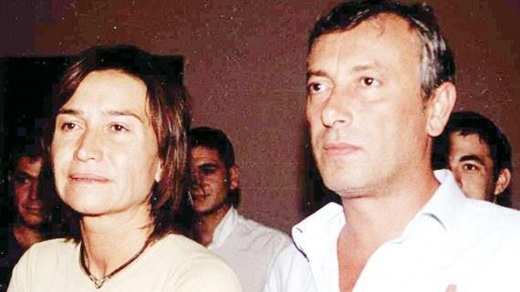 �uanda evli oldu�u Zafer Cika ile 39 ya��nda nikah masas�na oturdu.