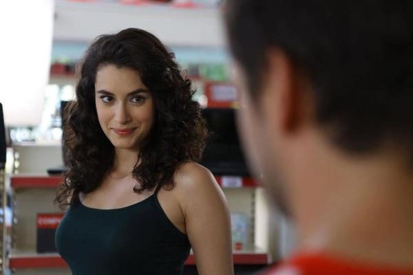 ��TE D��ER �NL�LER�N OKULLARI  <br>  Hande Do�andemir