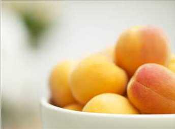 - Kay�s� �ekirde�i ya�� t�m ciltlere uygun do�al bir �r�nd�r.  <br>  - Kay�s� �ekirde�i ya��, �zellikle ileriki ya�larda ortaya ��kan k�r���kl�klar� azalt�r.