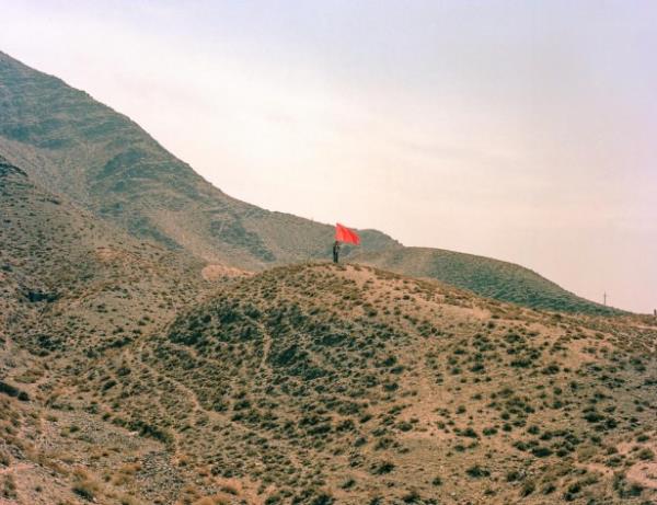 Her ne kadar kesin bir rakam vermek zor olsa da yaplan baz almalara gre in Seddi'nin yapmnda 8 bin kii almtr.