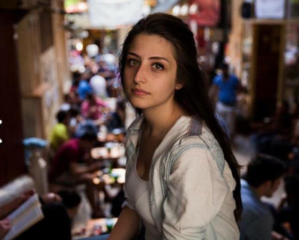 <p>stanbul</p>                      <p>              &#8220;Gzellik eitlilik demektir.&#8221; diyen Mihaela bunu kefetmek iin dnyay gezdiini belirtiyor.  </p>