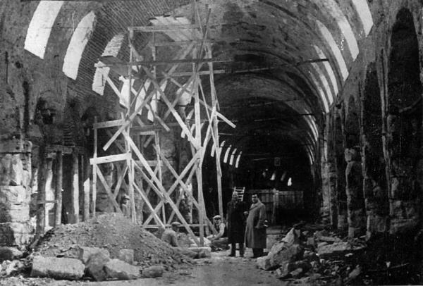 28 gn sren Kapalar yangn sonras 1364 dkkan kl oldu. (1954)