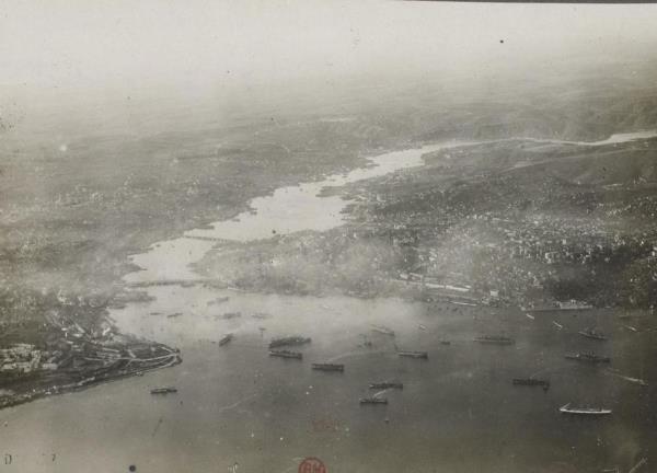 gal yllarnda stanbul zerinde keif uuu yapan Fransz uandan Hali'e bak.