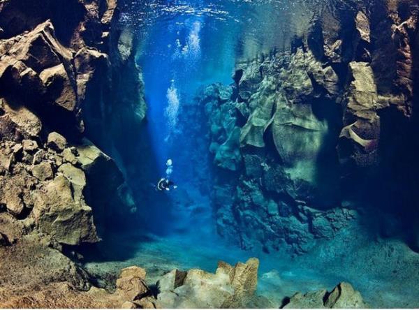 9. &THORN;ingvallavatn Gl, zlanda