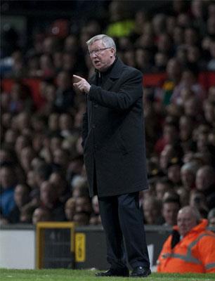 �sko� teknik adam, ManU'nun ba��na ge�meden �nce �lkesinde 1974-86 y�llar� aras�nda St. Mirren ve Aberdeen'i �al��t�rm��t�.