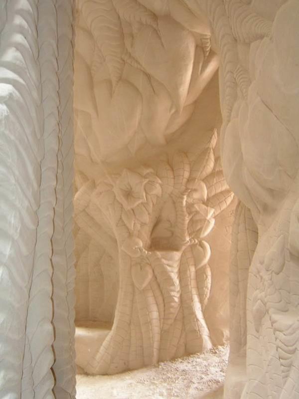 "Ben bu ii &#8216;kazmann dans' olarak isimlendirmeyi seviyorum. Bu yal adamn nasl bu kadar ok ey yapabildiinin srr da orada yatyor" diye ekliyor.