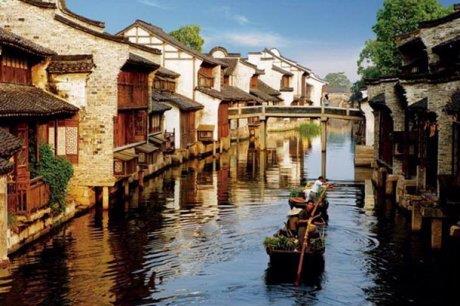 Wuzhen kasabas in'in en eski yerleim birimlerinden biri.