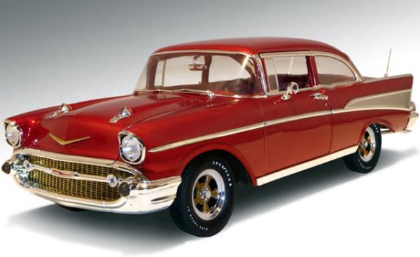 Cehvrolet Bel Air, 8 silindir bir roket motora sahipti ve saatte 160 km hz yapabiliyordu.