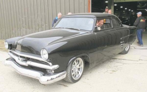 Ali EN&#8217;in kulland Willys marka otomobil 6 silindir bir motora sahipti ve saatte 160 km hz yapabilmekteydi.