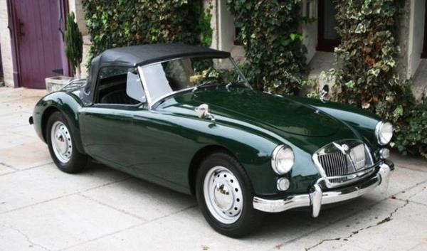 Fatma GRK&#8217;in kulland MKII modeli ise 6 silindir bir motora sahipti ve saatte 200 km hz yapabilmekteydi.