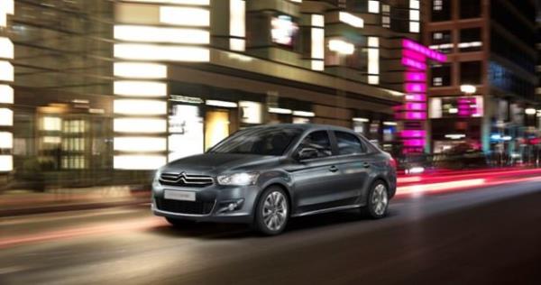 Citroen<br>    Citroen t�m binek modellerini Aral�k ay� s�resince kampanyaya dahil etmi� durumda. Kampanya kapsam�nda 20 bin TL’lik kredi al�m�nda 20 ay y�zde 0 faiz se�ene�i bulunuyor.