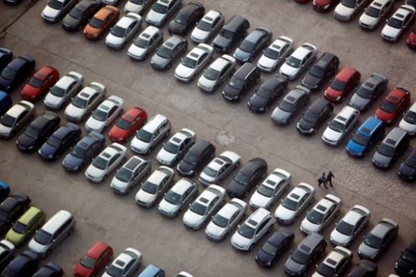 Otomotiv sekt�r� y�lsonu nedeniyle kampanyalara b�y�k h�z verdi. Bir�ok marka �nemli modellerinde cazip fiyat sunuyor ve �nemli �deme kolayl�klar� sa�l�yor. 2015 y�l�na yeni bir otomobille girmek isteyen ntv.com.tr okuyucular� i�in g�ncel kampanyalar� derledik. ��te markalara g�re kampanyalar…