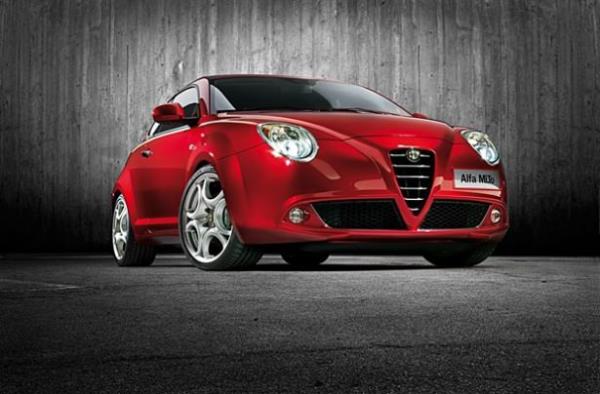 Alfa Romeo  <br>  Aral�k ay� kampanyas�nda, Alfa Romeo Giulietta 3 e�it taksitte �deme ve 4.000 TL takas indirimi f�rsat�yla sunuluyor. Alfa Romeo m��terileri, yeni Giulietta i�in 2014, 2015 ve 2016’n�n Aral�k aylar�nda �denecek 25.365 TL’lik 3 e�it taksitli �deme f�rsat�ndan yararlan�yor.