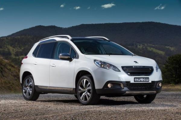 Peugeot  <br>  Aral�k ay�na �zel olarak 208, 301, 308 ve 508 sat�n almak isteyen t�keticiler kredi f�rsat�yla birlikte 4.000 TL’ye varan indirimlerden faydalanabiliyorlar. Ayr�ca kredi kullanmak yerine pe�in al�m yapmak isteyenlere 2008 modeli i�in 1.500 TL, 301 modeli i�in 3.000 TL indirim uygulan�yor.