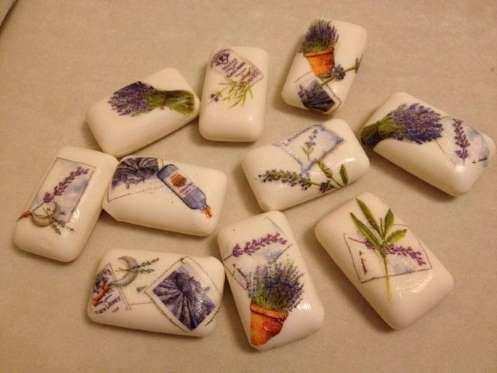 Sivrisineklerin saldrsna maruz kaldysanz bunlar yapmak sizi rahatlatacaktr.Bir kalp sabunu slatp, slak sabunu srn stne srtebilirsiniz.