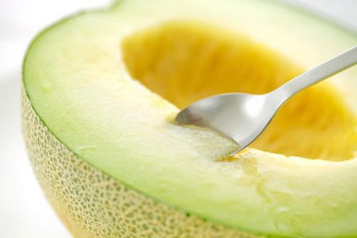 ekirdekleri yenirse i yaralarna iyi gelir ve idrar sktrr.