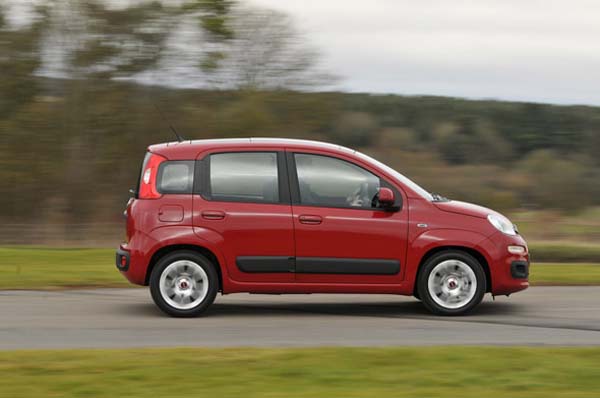 <p>FIAT Panda</p> 1.3 Multijet <p>Ort. Tketim: 3,5 lt/100 km</p>