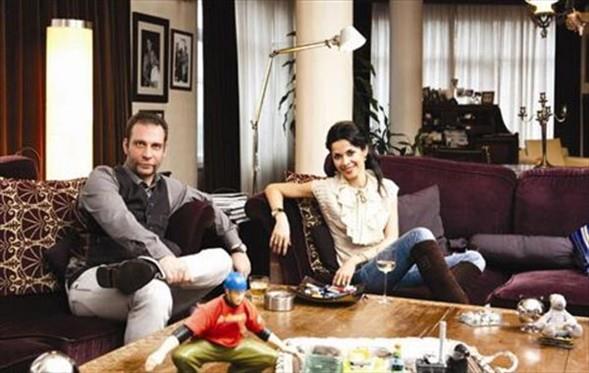 letmeci Emre Ergani bu evde yayor. 10 yl nce tand Nianta&#8217;daki 300 m2&#8217;lik apartman dairesi ayn zamanda semtin neredeyse en byk dairelerinden biri.