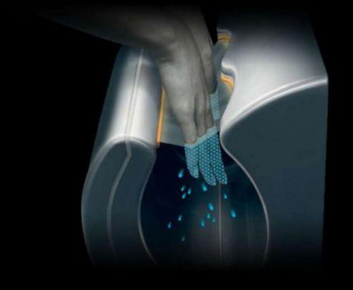 Ellerinizi kurutmak iin hava fleyen makineler yerine kt havluyu tercih edin!