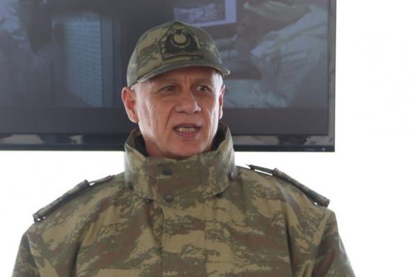 Galip Mendi'den boalan Ege Ordu Komutanlna ise 3. Ordu Komutan mit Dndar'n getirildii belirtiliyor.