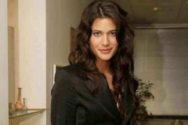 Berrak Birsen Tznata