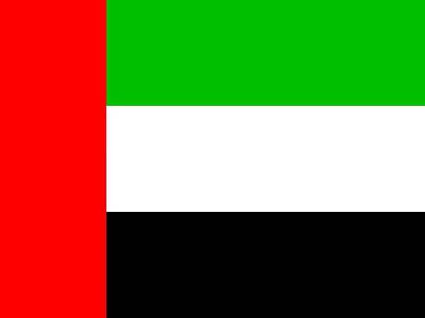Birleşik Arap Emirlikleri: Arap birleşmeciliğinin simgesel renkleri olan kırmızı, yeşil, beyaz ve siyah bu bayrakta da bulunur.Yeşil bereketi,beyaz ülkenin tarafsızlığını, siyah ülke sınırları içindeki yer altı kaynaklarını ifade eder.