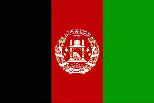 Afganistan: Ulusal bayrağı 2002 - 2004 yılı arasında Afganistan'ı yöneten geçici hükûmet tarafından tasarlanmıştır. 1930 - 1973 yılları arasında monarşi ile yönetilen dönemde kullanılan bayrağa oldukça benzeyen bayrağın eski tasarımdan farkı ortada bulunan amblemin üst kısmında bulunan şahadet yazısıdır. Bugün kullanımda olan bayrak 4 Ocak 2004 tarihinde kullanıma girmiştir. Afganistanın eski bayrağı: Üç eşit genişlikte yatay şeritten oluşur. En üstte yeşil, ortada beyaz, altta siyah renkleri olan bayrağın ortasında Afganistan'ın, ortasında mihrabı Mekke'ye dönük bir cami tasviri bulunan klâsik armasıdır.