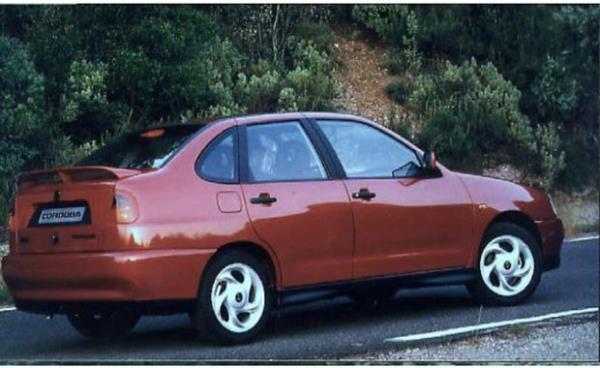 1998 model Seat Cordoba fiyat aral 13.200-14.750