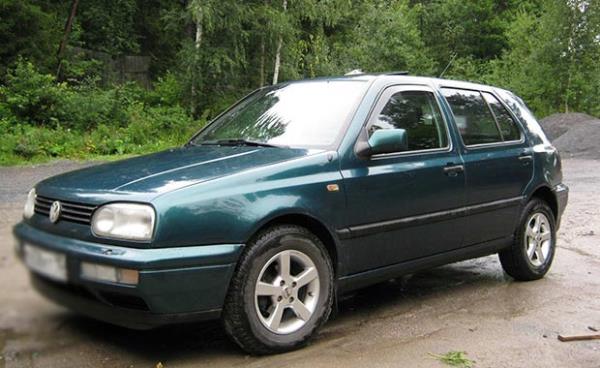 1997 model Volkswagen Golf 1.6 fiyat aral 13.500-14.700