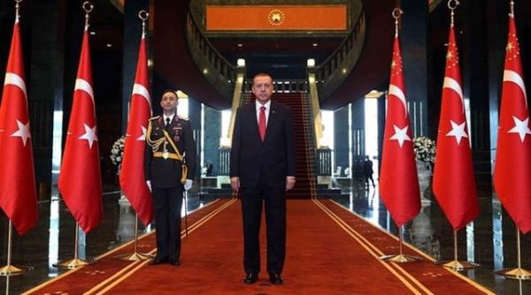 Dunyanin En Uzun Boylu Lideri Arnavutluk Basbakani Rama Onedio Com