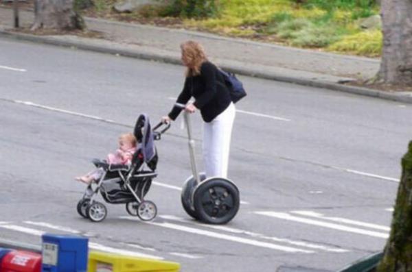 Darwin dlleri her yl ierisinde en garip, artc ve saf eylemlere imza atanlara verilen sra d bir dl. Olaylarn tamam trajik. te o dl alan en ilgin olaylar...