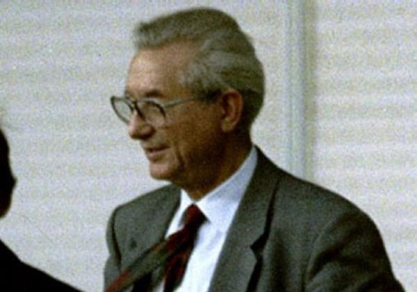 36) Theo Albrecht / Aldi Grup 19.3 milyar dolar