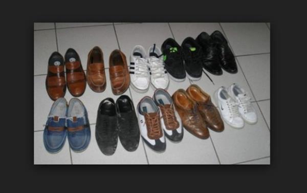 demi yresinin genleri, babalarnn ayakkablarn ters evirerek ya da dama atarak evlenmeye hazr olduklarn bildirirler.