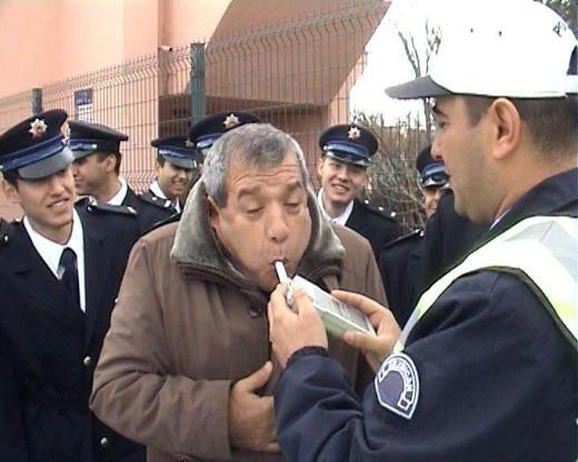 <p><b>tiraz hakkm var m? </b></p>    Evet var. Mahkemeye bavurarak, alkoll olmadnz ispat ederseniz ilem iptal ediliyor. lm yaplmayan her saat iin rapora 0.15 promil eklenecek.